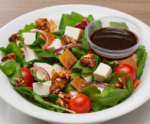 Halloumi & Nuts Salad